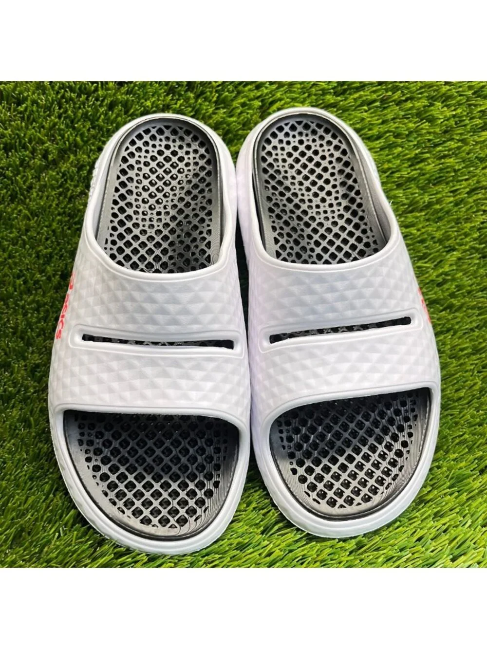 Asics Actibreeze Hybrid 2 Mens Size XS Size 5-6 White Black Slide Sandals